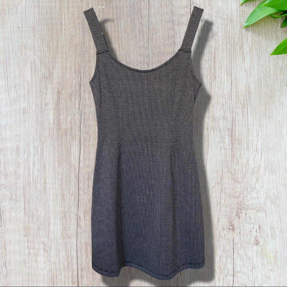 Short knit dress